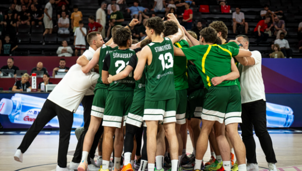 Fantastiškame U17 PČ starte – Lietuvos rinktinės pergalė prieš Kanados krepšininkus