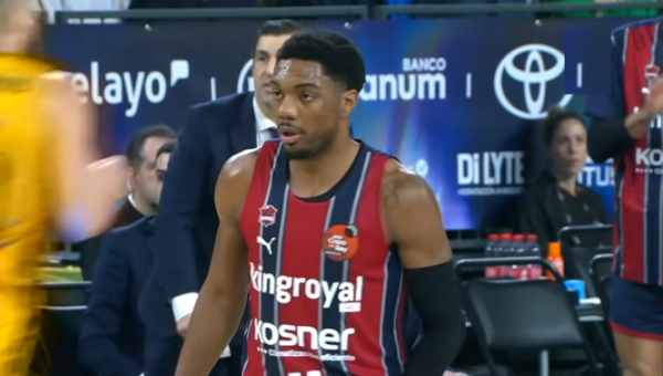 „Fenerbahče“ oficialiai papildė T. Forrestas