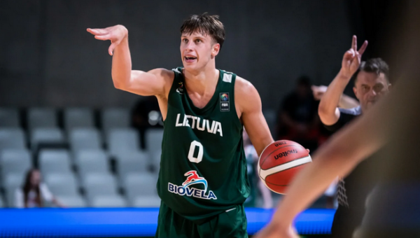 20-mečių rinktinė Europos čempionatą pradėjo užtikrinta pergale prieš Latviją