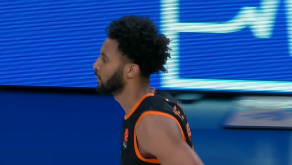 „Fenerbahče“ gretas papildė B. Key (M. Jantunenas palieka komandą)