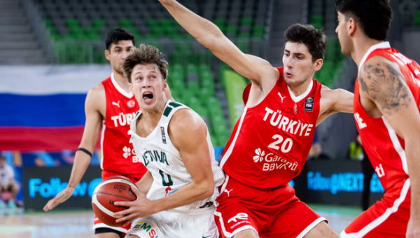20-mečiai po dramatiškos kovos pralaimėjo Europos čempionato aštuntfinalyje