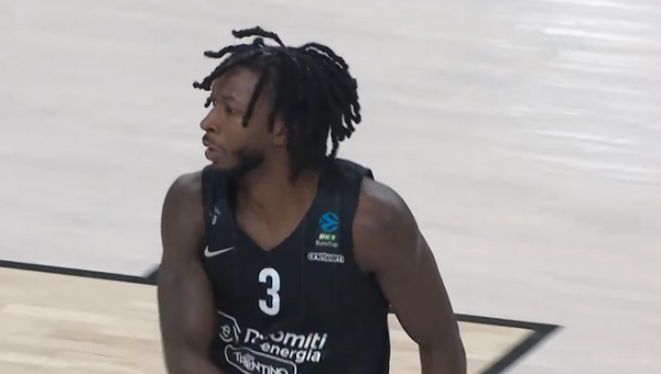 ASVEL pasipildė buvusiu „Barcelona“ gynėju