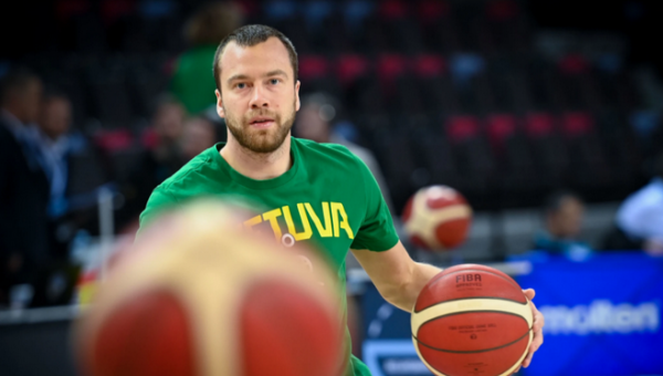 Skelbiama, kiek uždirbs AEK likęs L. Lekavičius
