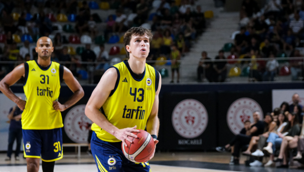 Šaro „Fenerbahče“ patyrė nesėkmę, debiutavęs I. Sargiūnas – tarp rezultatyviausių