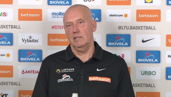 Apie ateitį kalbėjęs R. Kurtinaitis: „Nemalonu, kad mane padarėte liaudies priešu“