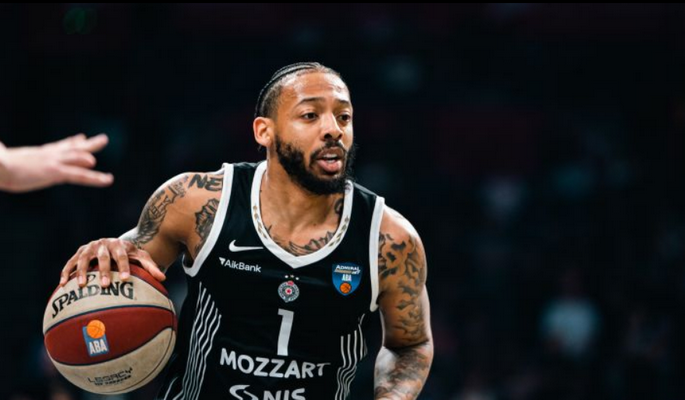 C. Jonesas vedė „Partizan“ į triuškinamą pergalę
