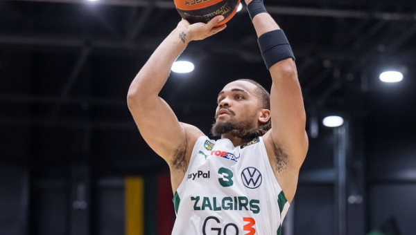 „Žalgirio“ sprendimas: aišku, kokio dydžio baudą gavo C. Edwardsas