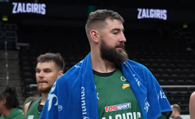 „Žalgirio“ krepšininkai prisiminė itin nemalonų krikštą J. Valančiūnui (VIDEO)