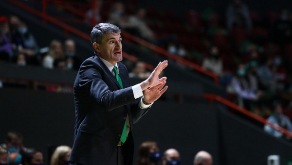 „Baskonia“ atsisveikino su P. Galbiati – komandą perima V. Perasovičius