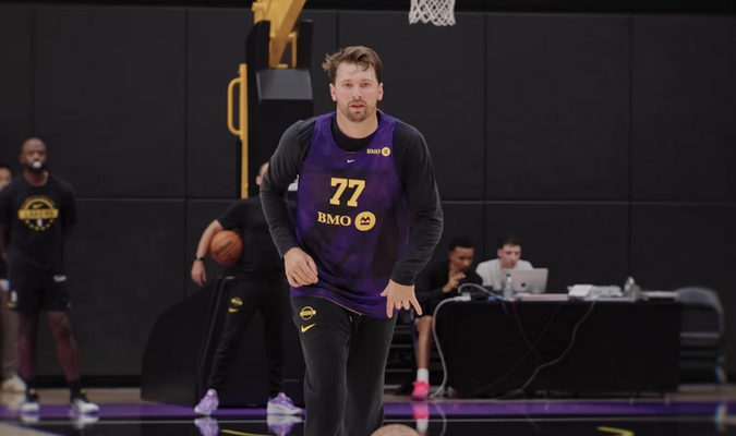 Ch. Parsonsas pajuokavo apie „Lakers“ sudėtį: jie velniškai per balti